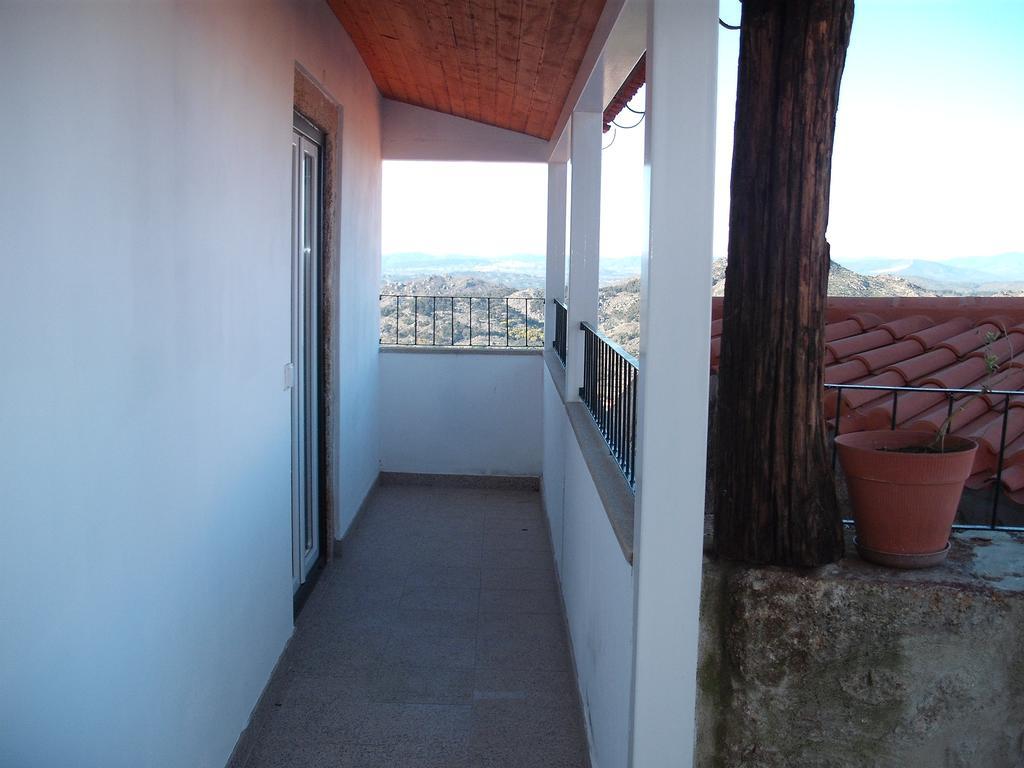 Penzion Casa Pires Mateus Monsanto Exteriér fotografie